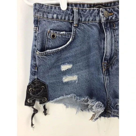 Zara Womens Size 4 Blue Denim Jean Cut Off Shorts Distressed - Picture 15 of 15